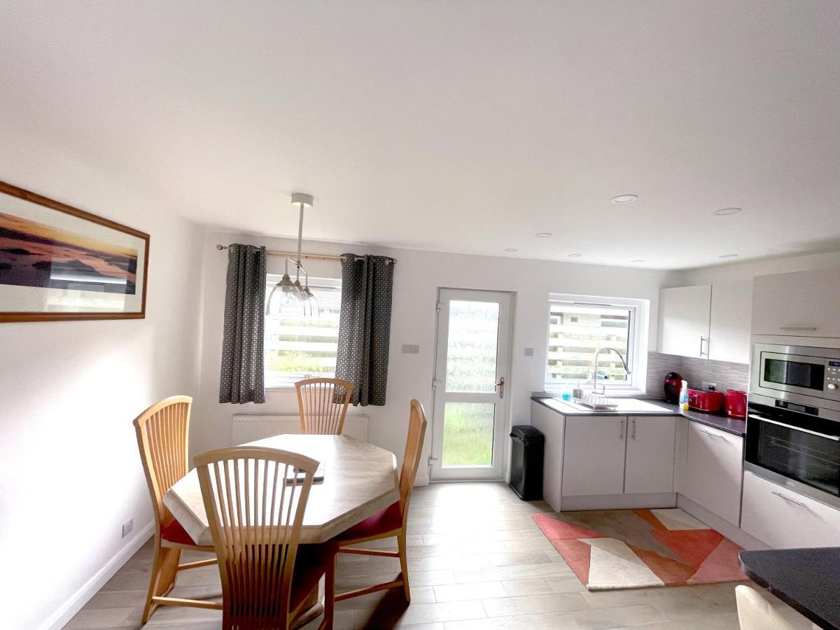 Matara House Holiday Home 인버네스 외부 사진